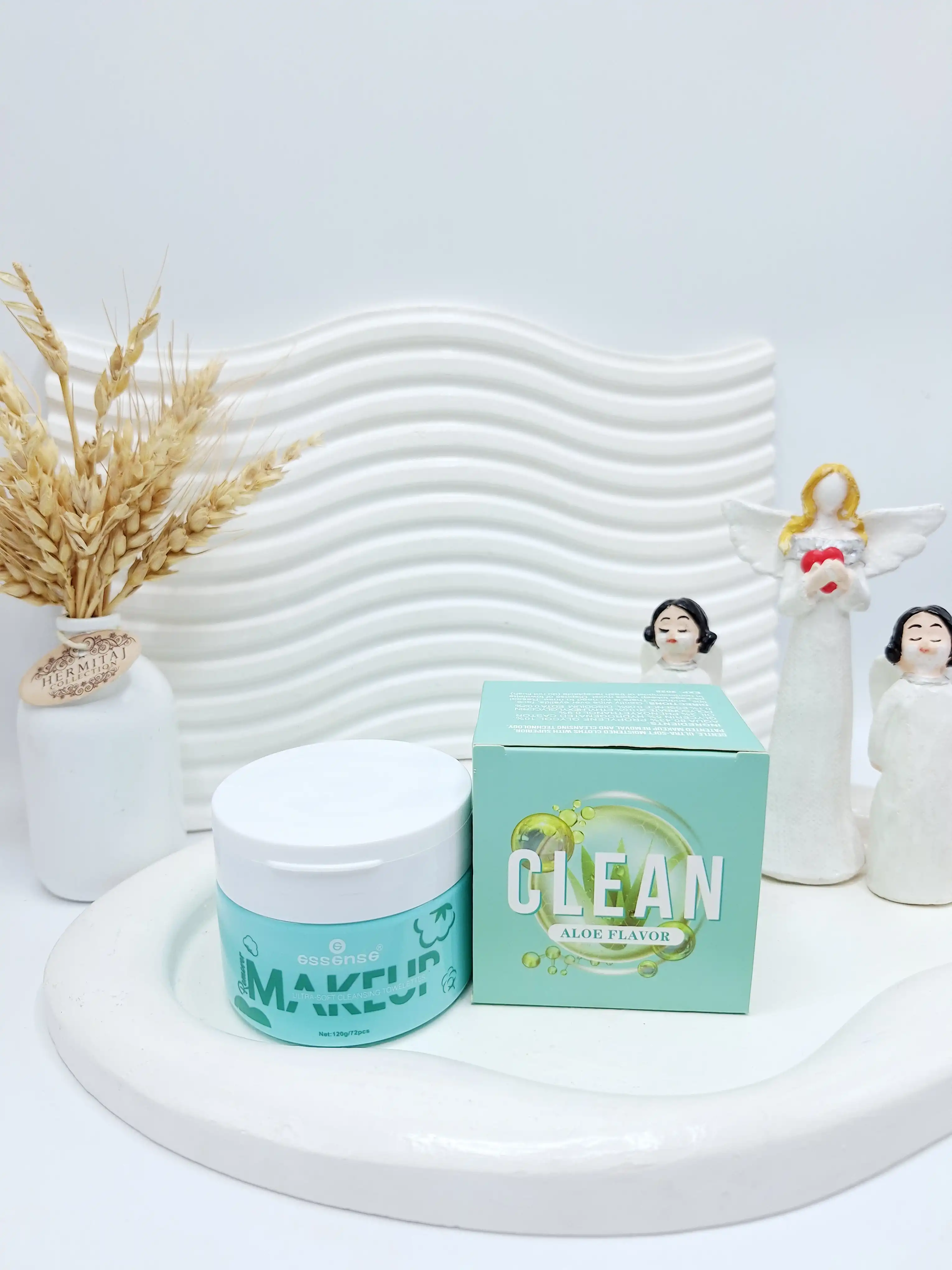 پد آغشته آرایش پاک‌کن رایحه آلوعه ورا و ستاره دریایی اسنس کد 801