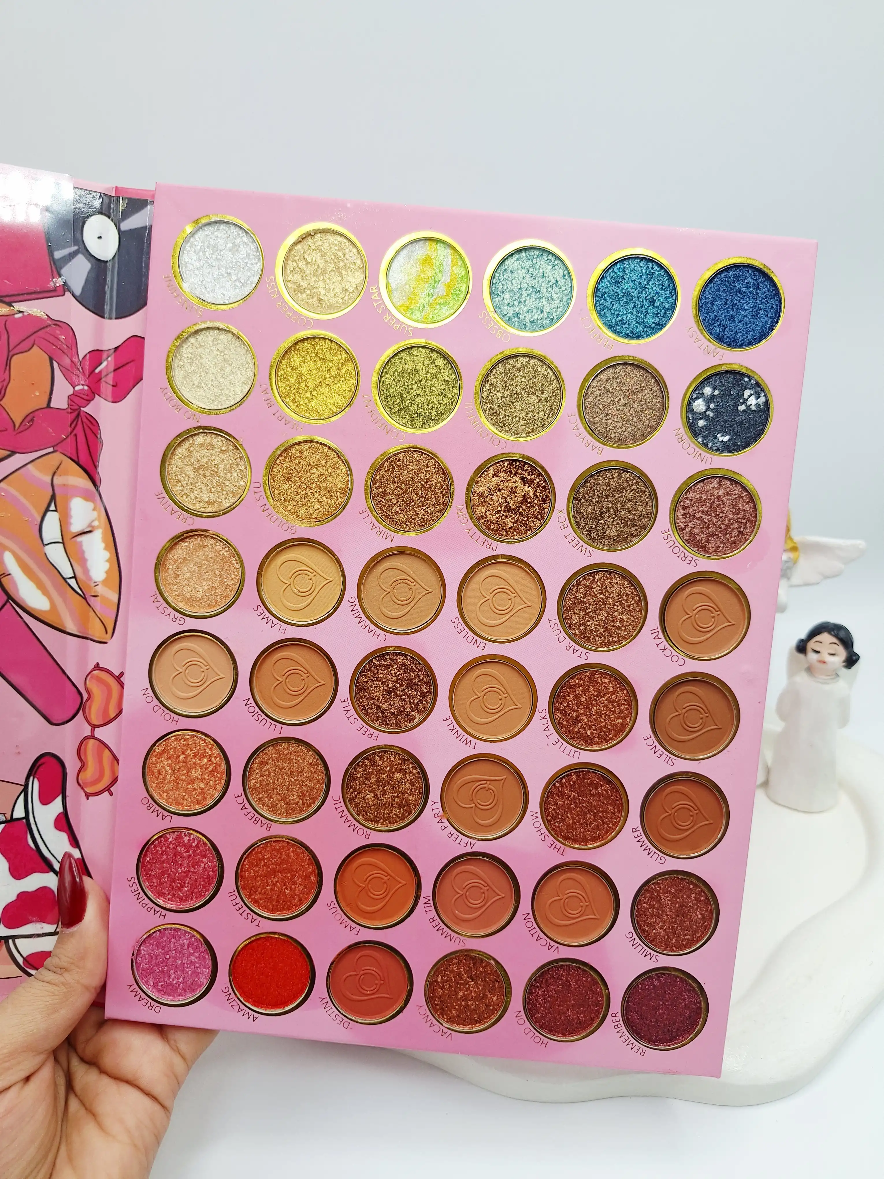 پالت سایه کتابی طرح دختر مو بلند برند HODA NEW کد 7560